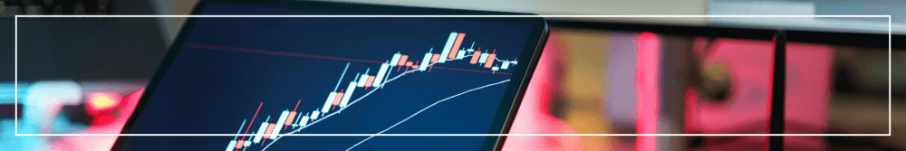 online trading on laptop