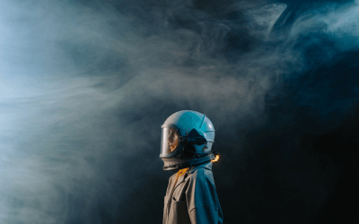astronaut helmet
